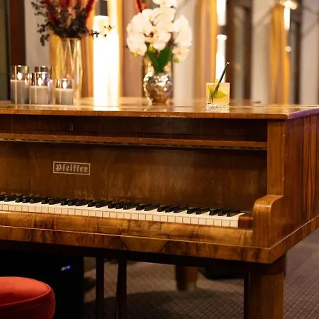 Plaza Buchhorner Hof Hotel 4*