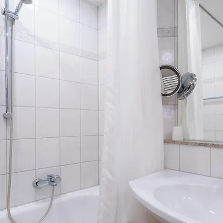 Plaza Buchhorner Hof 4*