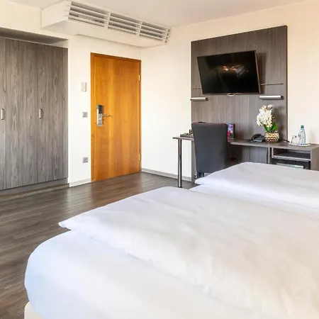 Plaza Buchhorner Hof 4* פרידריכסהאפן