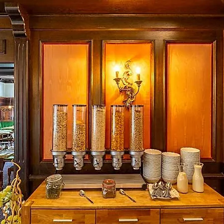 Plaza Buchhorner Hof Hotel 4*