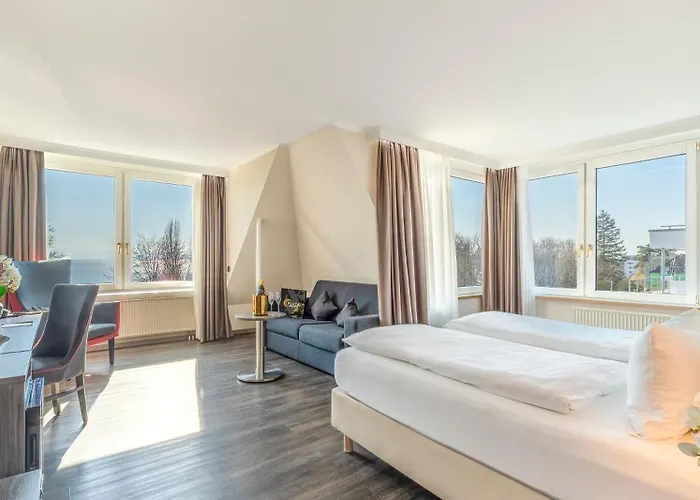 Plaza Buchhorner Hof Hotel 4*